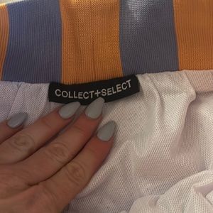 Collect + select shorts size M